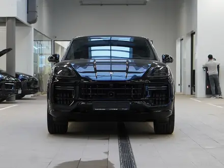 Porsche Cayenne 2023 года за 95 000 000 тг. в Астана