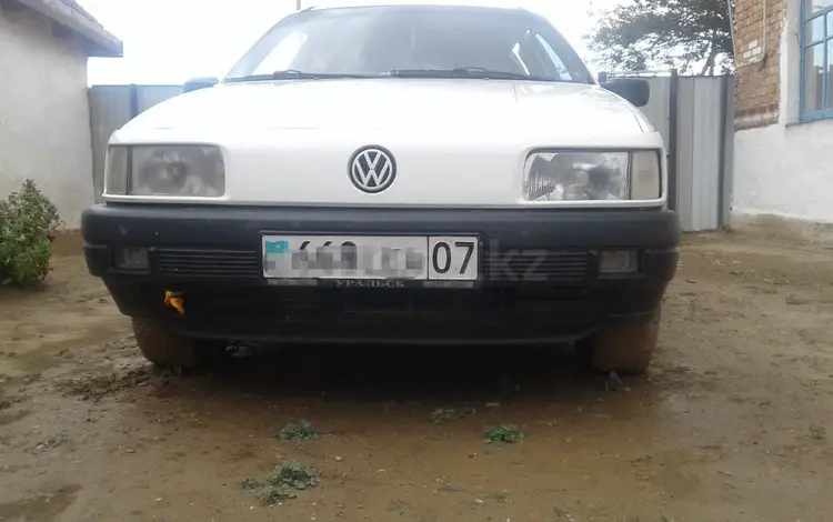 Volkswagen Passat 1993 года за 1 500 000 тг. в Уральск