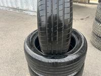 Goodyear 235/55/18 лето 5 мм за 120 000 тг. в Атырау