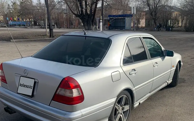 Mercedes-Benz C 220 1996 года за 3 000 000 тг. в Караганда