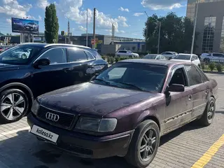 Audi 100
