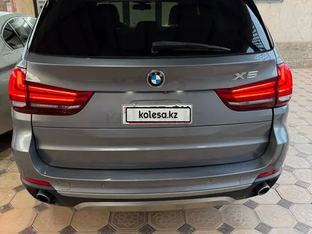BMW X5 2015 года за 17 300 000 тг. в Шымкент – фото 9