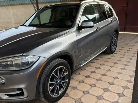 BMW X5 2015 года за 17 300 000 тг. в Шымкент – фото 2