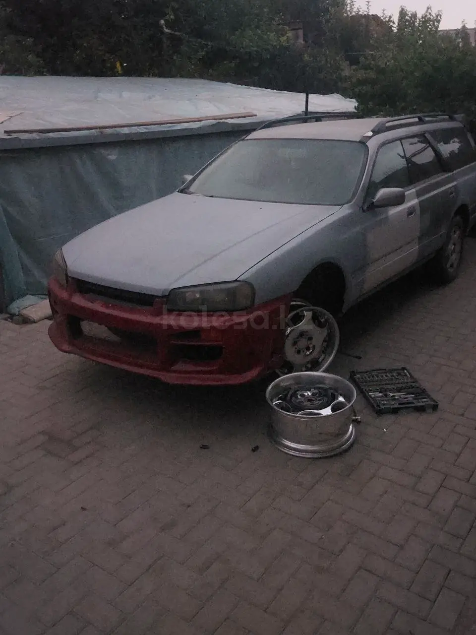 Nissan Stagea, 1997