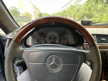 Mercedes-Benz C 220 1993 года за 2 000 000 тг. в Караганда – фото 5