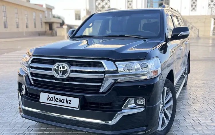 Toyota Land Cruiser 2019 года за 35 000 000 тг. в Шымкент