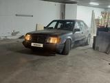 Mercedes-Benz E 260 1992 годаүшін700 000 тг. в Астана – фото 3