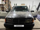 Mercedes-Benz E 260 1992 годаүшін700 000 тг. в Астана