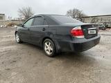 Toyota Camry 2005 года за 5 000 000 тг. в Актобе – фото 5
