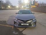 Toyota Camry 2020 года за 11 800 000 тг. в Шымкент – фото 3