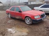 Mercedes-Benz E 200 1987 года за 800 000 тг. в Абай (Келесский р-н) – фото 2
