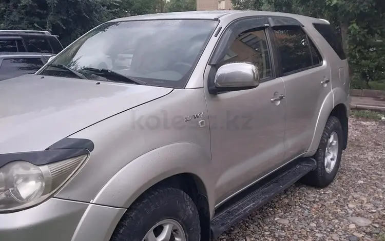 Toyota Fortuner 2006 года за 8 200 000 тг. в Усть-Каменогорск