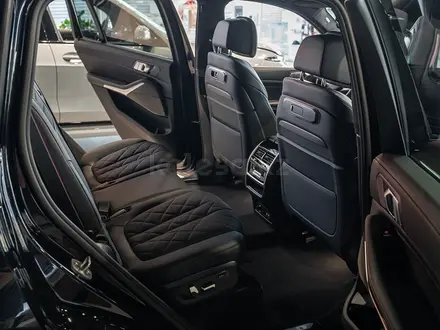 BMW X7 XDrive 40i 2026 года за 81 677 852 тг. в Астана – фото 8