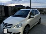 Mercedes-Benz B 180 2010 годаүшін4 200 000 тг. в Актау – фото 2