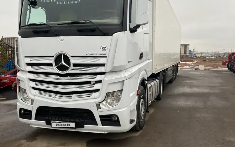 Mercedes-Benz  Actrus 2018 года за 50 000 000 тг. в Астана