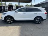 Kia Sorento 2015 года за 11 600 000 тг. в Шымкент – фото 3