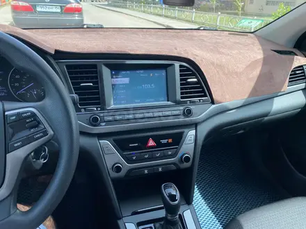 Hyundai Elantra 2018 года за 5 500 000 тг. в Актобе – фото 3