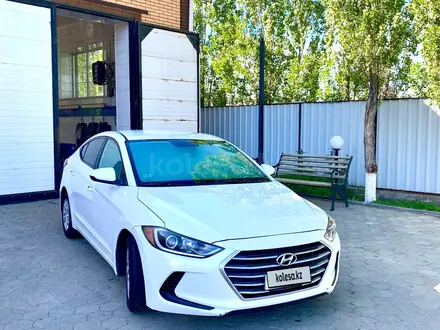 Hyundai Elantra 2018 года за 5 500 000 тг. в Актобе