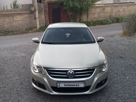 Volkswagen Passat 2010 года за 5 200 000 тг. в Алматы