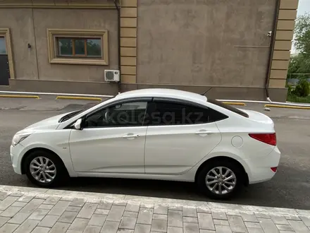 Hyundai Solaris 2015 года за 6 250 000 тг. в Алматы – фото 3