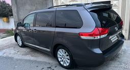 Toyota Sienna 2013 года за 11 500 000 тг. в Актау – фото 2