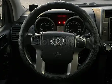 Toyota Land Cruiser Prado 2013 года за 16 500 000 тг. в Актобе – фото 15