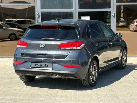 Hyundai i30 2023 года за 7 950 000 тг. в Уральск – фото 6