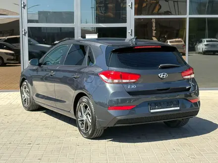 Hyundai i30 2023 года за 7 950 000 тг. в Уральск – фото 4