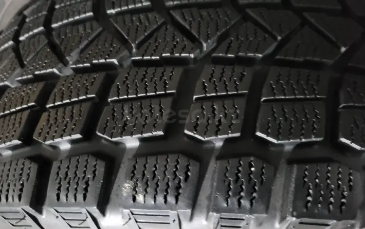 Шины за 140 000 тг. в Мерке