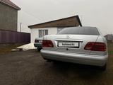Mercedes-Benz E 320 1998 годаfor3 400 000 тг. в Алматы – фото 2
