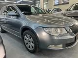 Skoda Superb 2011 года за 4 200 000 тг. в Караганда – фото 4
