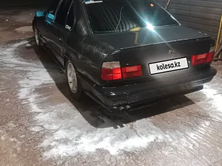 BMW 525 1992 года за 1 200 000 тг. в Алматы – фото 3