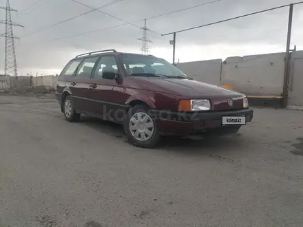 Volkswagen Passat 1992 года за 1 300 000 тг. в Тараз – фото 2