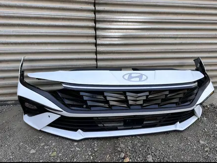 Передний бампер Hyundai Elantra CN7 (2023 2025) за 10 000 тг. в Атырау