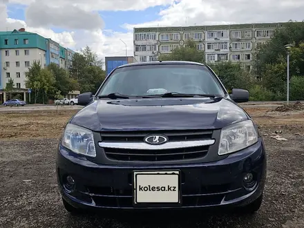 ВАЗ (Lada) Granta 2190 2013 года за 2 000 000 тг. в Астана