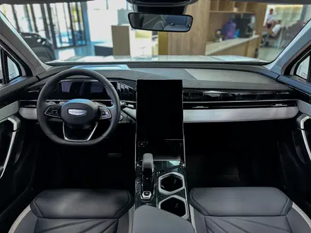 Geely Atlas Premium 2.0T 2025 года за 10 990 000 тг. в Сатпаев – фото 15
