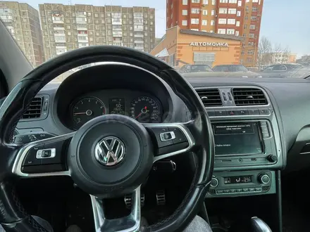 Volkswagen Polo 2018 года за 4 600 000 тг. в Астана – фото 2