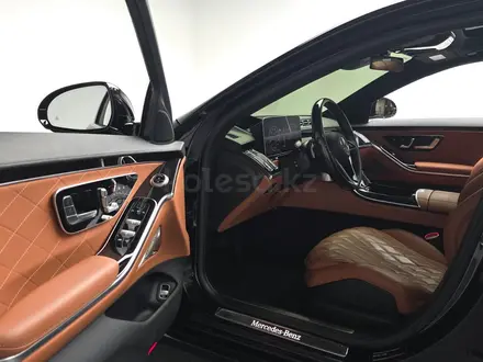 Mercedes-Benz S 580 4MATIC 2023 года за 55 000 000 тг. в Алматы – фото 21