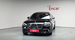Mercedes-Benz S 580 4MATIC 2023 года за 55 000 000 тг. в Алматы – фото 2