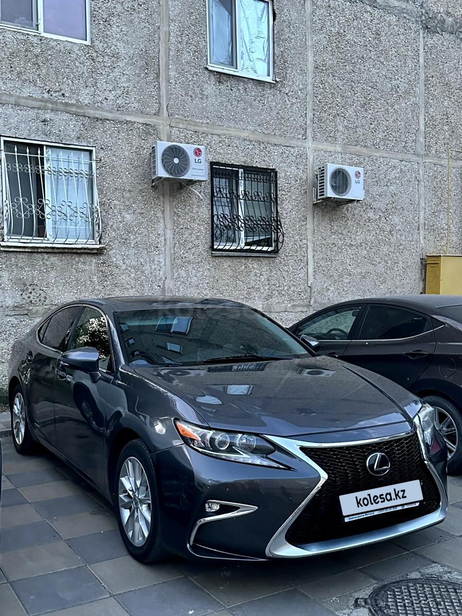 Lexus ES 300h 2014 г.