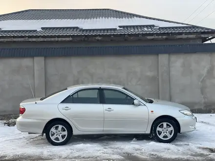 Toyota Camry 2004 года за 6 700 000 тг. в Шымкент – фото 19