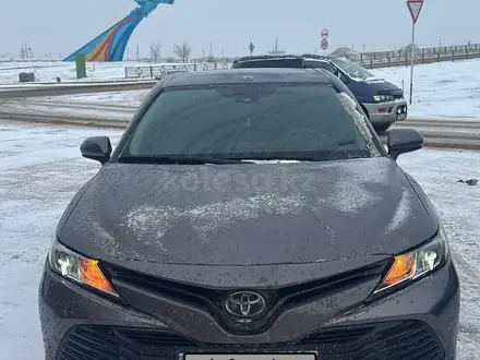 Toyota Camry 2019 года за 13 500 000 тг. в Караганда – фото 2