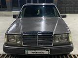 Mercedes-Benz E 230 1987 годаүшін1 200 000 тг. в Туркестан – фото 2