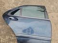 Дверь Mercedes-Benz W220 за 1 000 тг. в Алматы