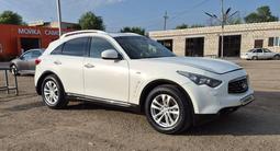 Infiniti FX37 2011 года за 4 000 000 тг. в Актобе – фото 2
