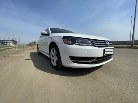 Volkswagen Passat 2014 года за 6 600 000 тг. в Уральск – фото 14