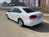 Volkswagen Passat 2014 года за 6 600 000 тг. в Уральск – фото 3