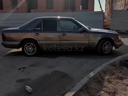 Mercedes-Benz E 220 1990 года за 2 000 000 тг. в Кызылорда – фото 8