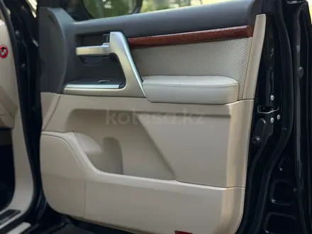 Toyota Land Cruiser Luxe 2013 года за 19 500 000 тг. в Алматы – фото 38