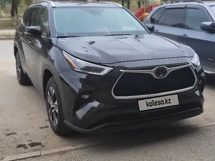 Toyota Highlander 2021 года за 18 000 000 тг. в Актобе – фото 2